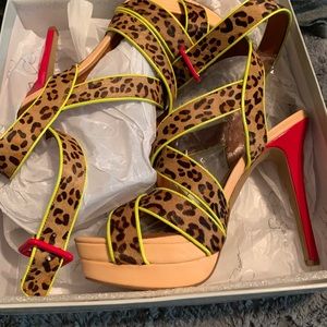 Jessica Simpson leopard haircalf/ leather stiletto